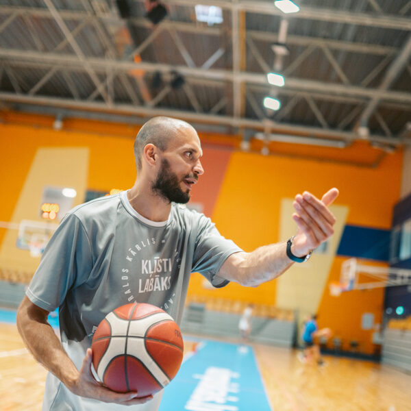 Basketbola treniņi jauniešiem