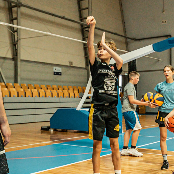 1. basketbola treniņš vasaras sezonā