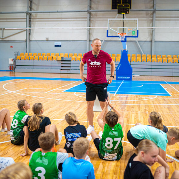 Basketbola treniņš jauniešiem + viesa lekcija no Oskara Ernšteina