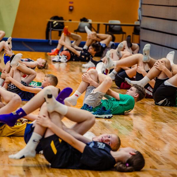 Kā apspēlēt aizsargu?