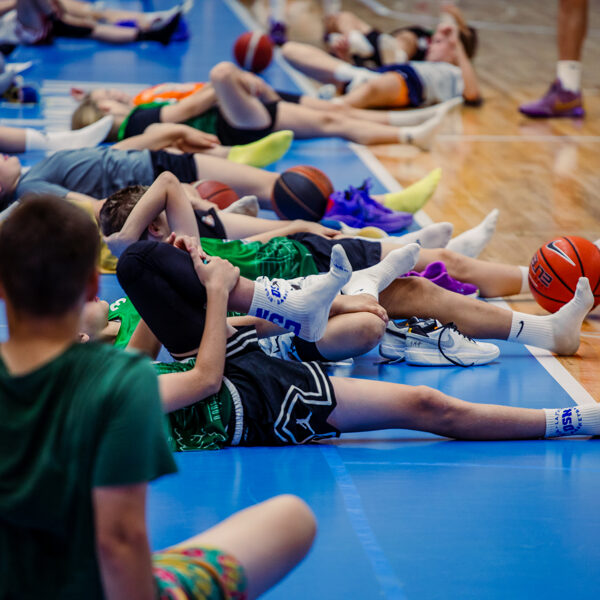 Kā apspēlēt aizsargu?