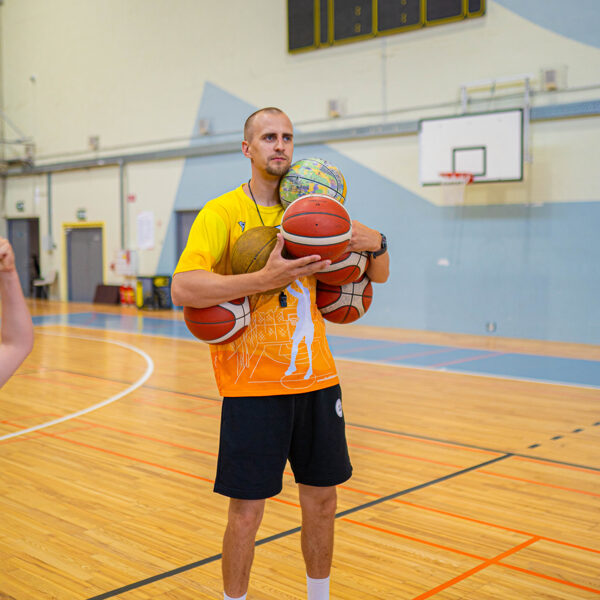 Basketbola treniņi iesācējiem