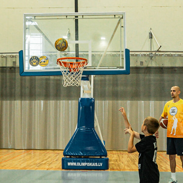 Pirmā pieredze basketbolā