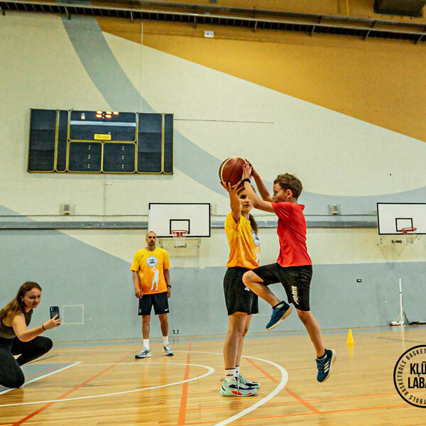 Pirmā pieredze basketbolā