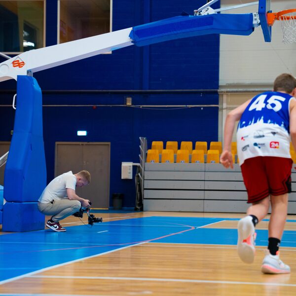 KĻŪSTI LABĀKS VASARAS BASKETBOLA TRENIŅI BĒRNIEM