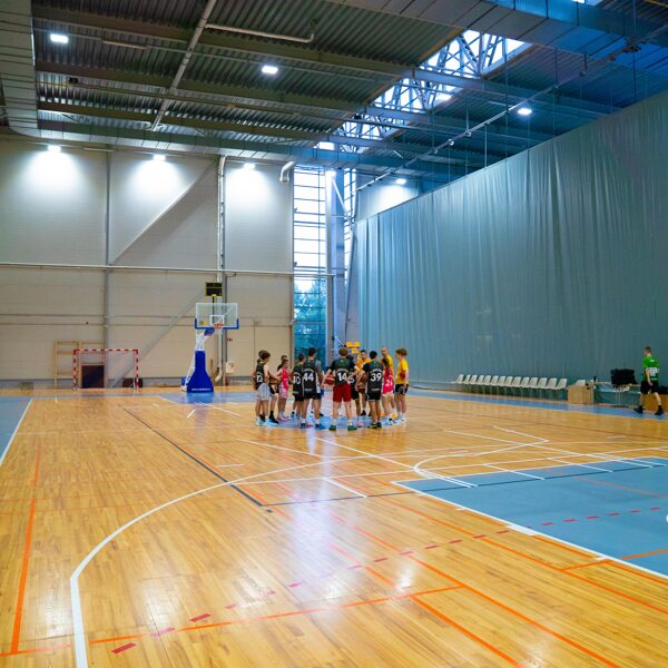 KĻŪSTI LABĀKS VASARAS BASKETBOLA TRENIŅI BĒRNIEM