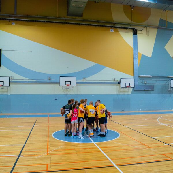 KĻŪSTI LABĀKS VASARAS BASKETBOLA TRENIŅI BĒRNIEM