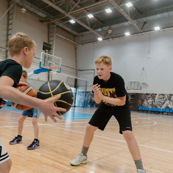 Basketbola treniņš + Meistarklase ar Uģi Viļumu un MedSports Latvia par masāžas bumbu
