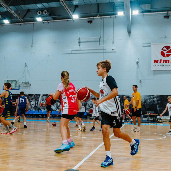 Kļūsti Labāks vasara 2025 - noslēdzošais basketbola treniņš Rimi Olimpiskajā centrā