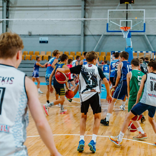 Kļūsti Labāks vasara 2025 - noslēdzošais basketbola treniņš Rimi Olimpiskajā centrā