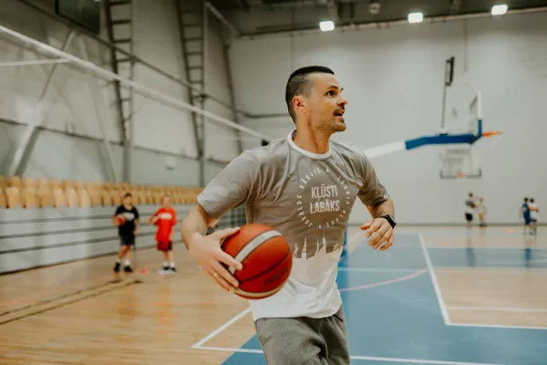 Basketbola treniņi jauniešiem