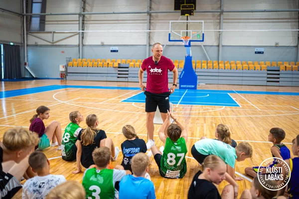 Basketbola treniņš jauniešiem + viesa lekcija no Oskara Ernšteina