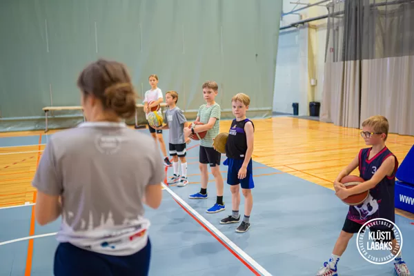 Basketbola treniņi iesācējiem
