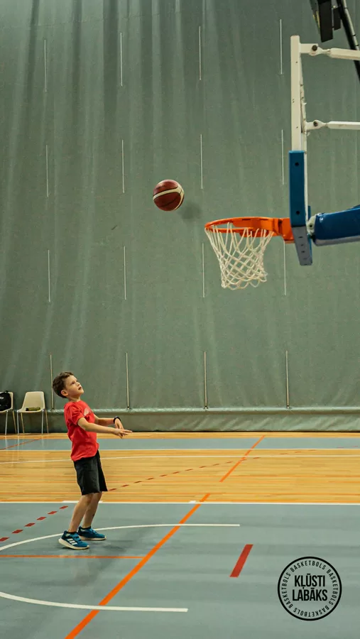 Pirmā pieredze basketbolā