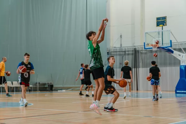 SKILL BASKETBOLA TRENIŅŠ + BALLZY BASKETBALL VIESIS - VEF RĪGA GALVENAIS TRENERIS MĀRTIŅŠ 