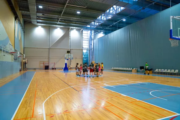 KĻŪSTI LABĀKS VASARAS BASKETBOLA TRENIŅI BĒRNIEM