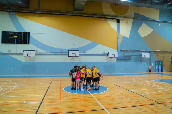 KĻŪSTI LABĀKS VASARAS BASKETBOLA TRENIŅI BĒRNIEM