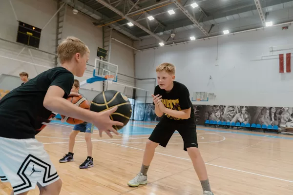Basketbola treniņš + Meistarklase ar Uģi Viļumu un MedSports Latvia par masāžas bumbu