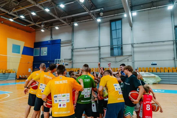 Kļūsti Labāks vasara 2025 - noslēdzošais basketbola treniņš Rimi Olimpiskajā centrā