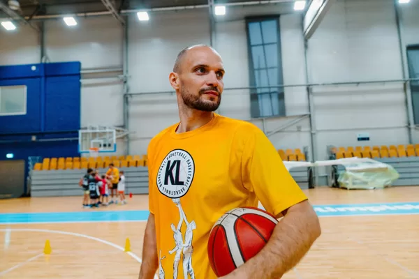 Kļūsti Labāks vasara 2025 - noslēdzošais basketbola treniņš Rimi Olimpiskajā centrā